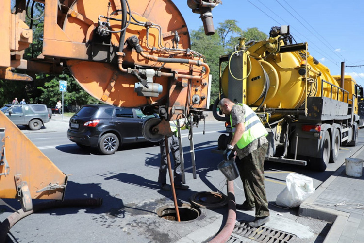 УФАС уличила власти Ростова в нарушении закона о конкуренции при содержании ливневок - фото 1