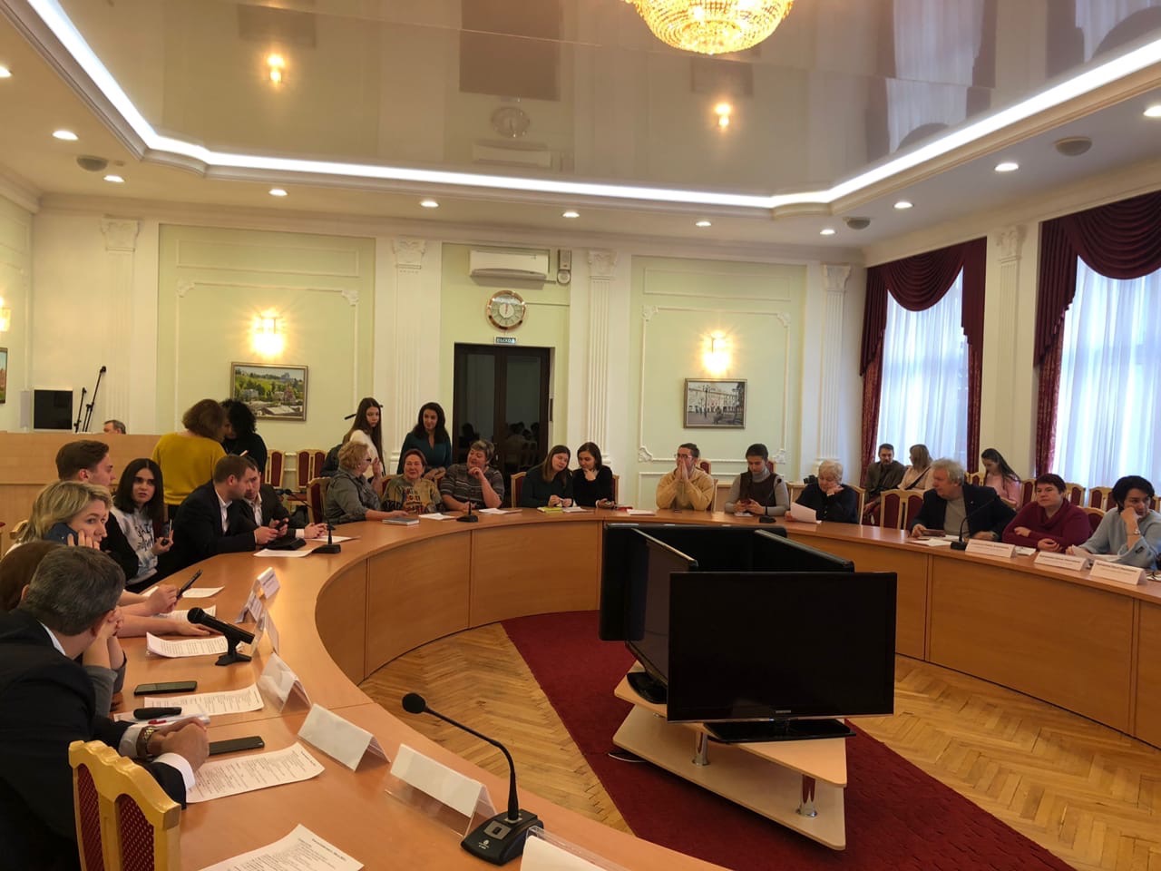 Более 500 нижегородских школьников и студентов пройдут обучение в «Школе ЖКХ»