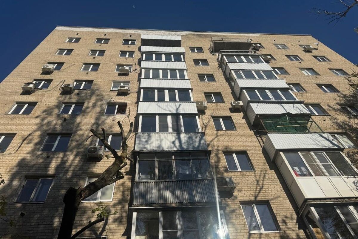 Многоэтажный дом на Лермонтовской в Ростове восстановлен после удара БПЛА - фото 1
