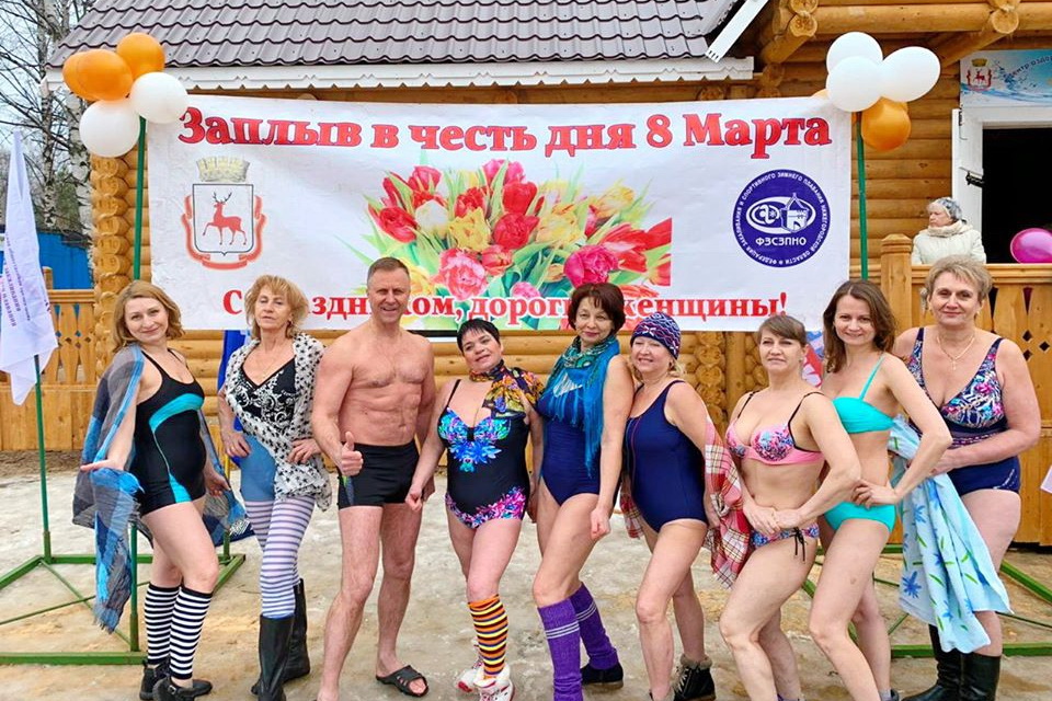 Нижегородские моржи закаляются в бывшей резиденции Деда Мороза - фото 1