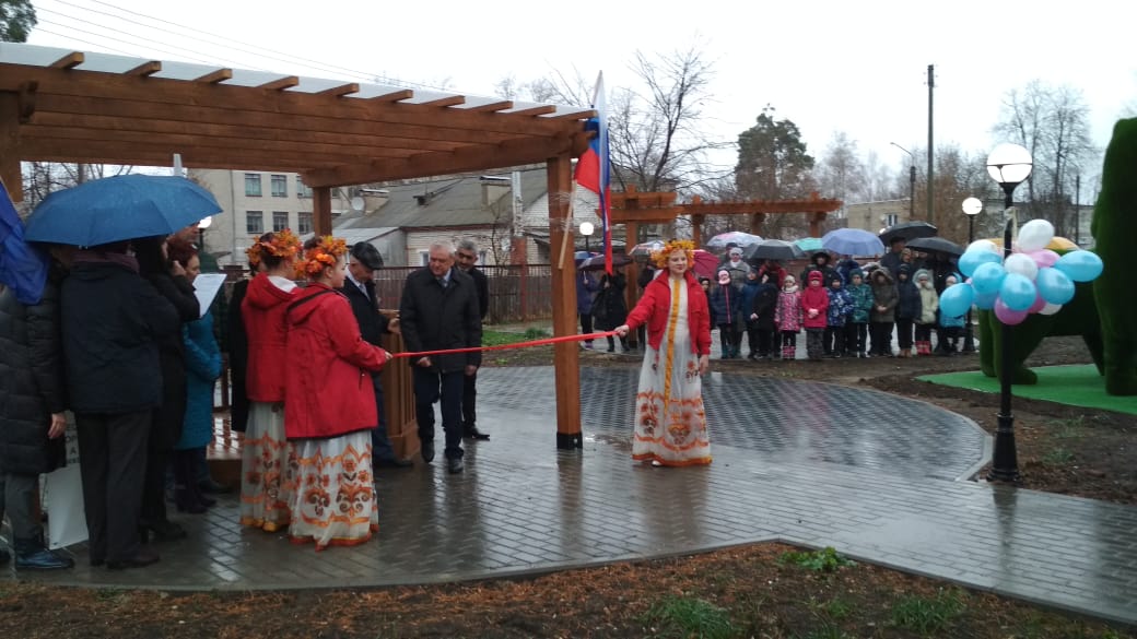 Сквер «Улыбка» открылся после благоустройства в Нижегородской области 