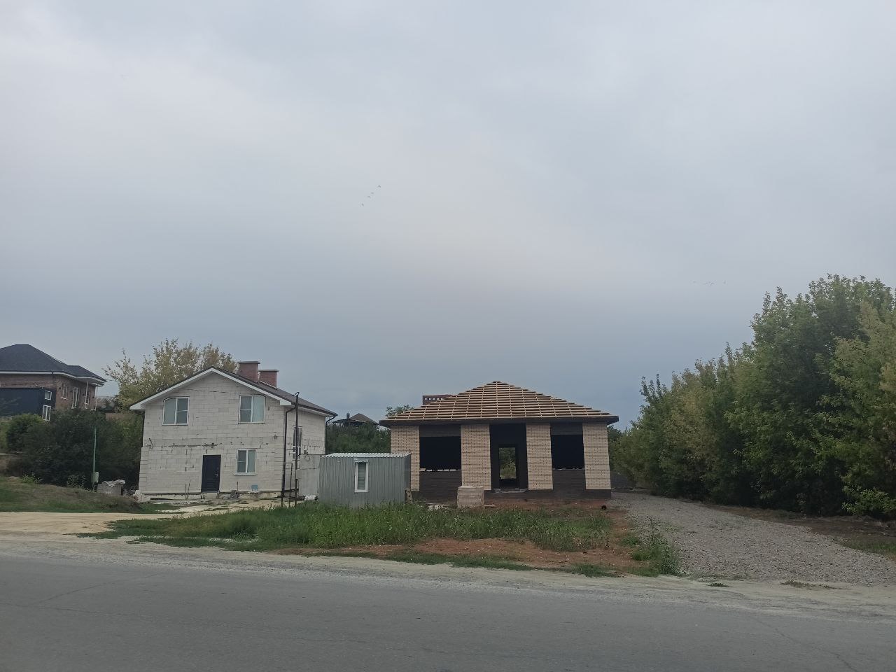 Ростовчане с начала года стали активнее покупать бытовки и бани для дач - фото 1